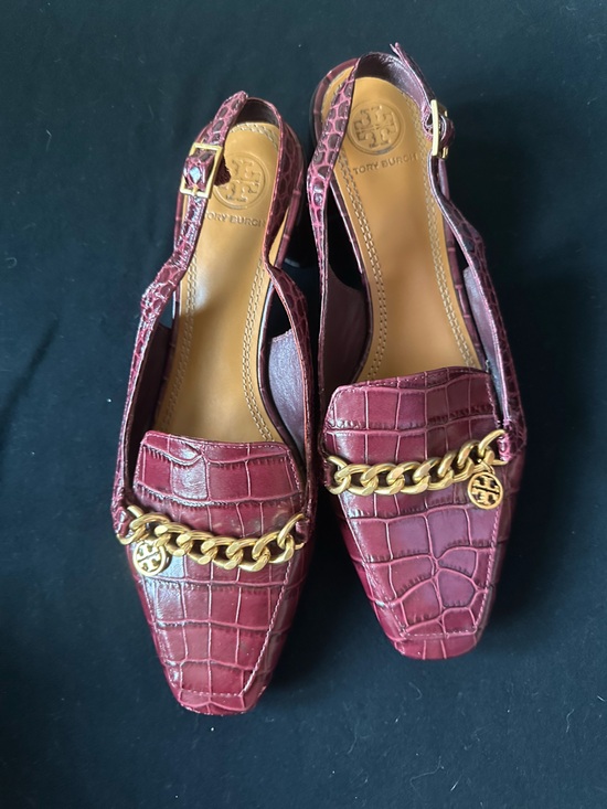 Tory Burch Shoes - Tory Burch Benton charm Burgundy Croc-Embossed Slingback Loafers With Gold Chain